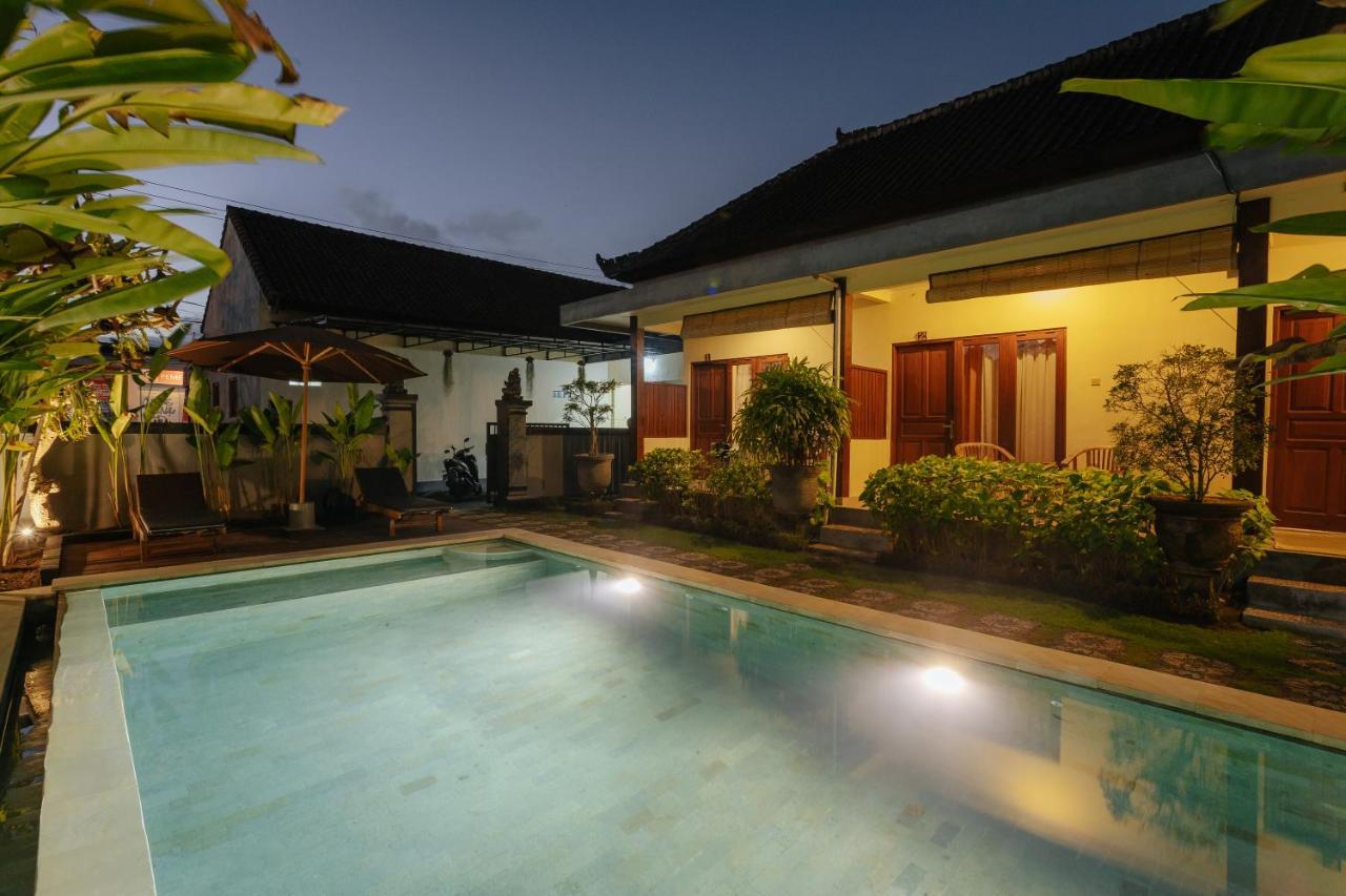 Bubu Canggu Guesthouse Buitenkant foto