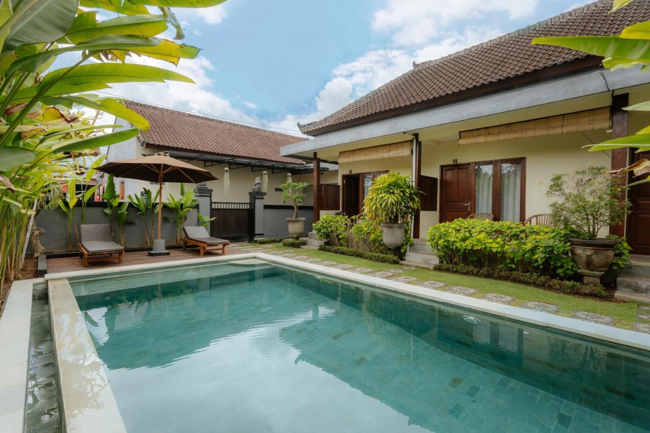 Bubu Canggu Guesthouse Buitenkant foto