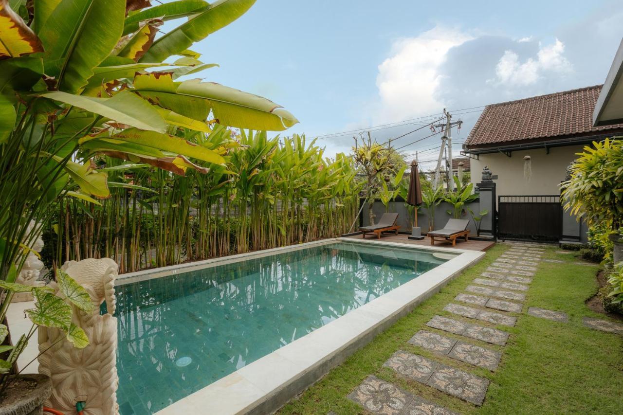 Bubu Canggu Guesthouse Buitenkant foto