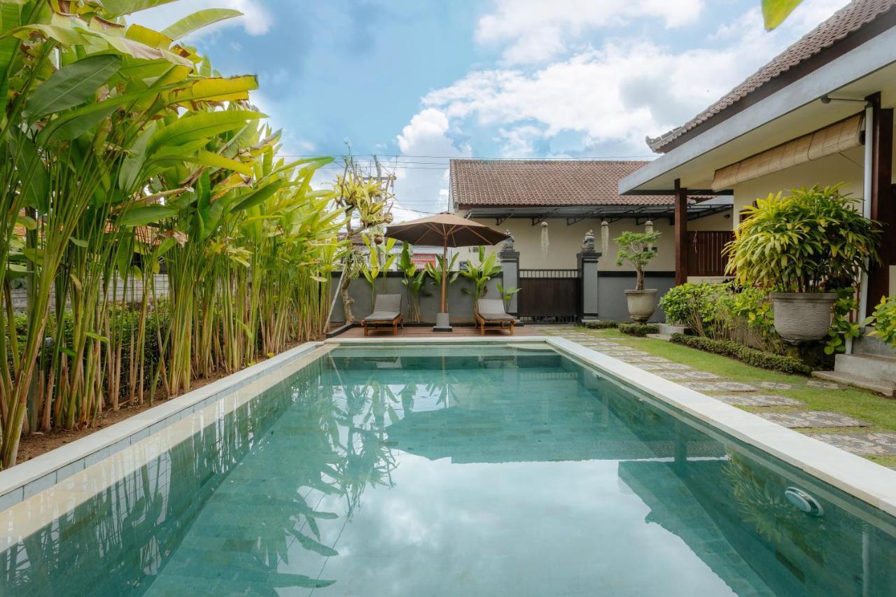 Bubu Canggu Guesthouse Buitenkant foto