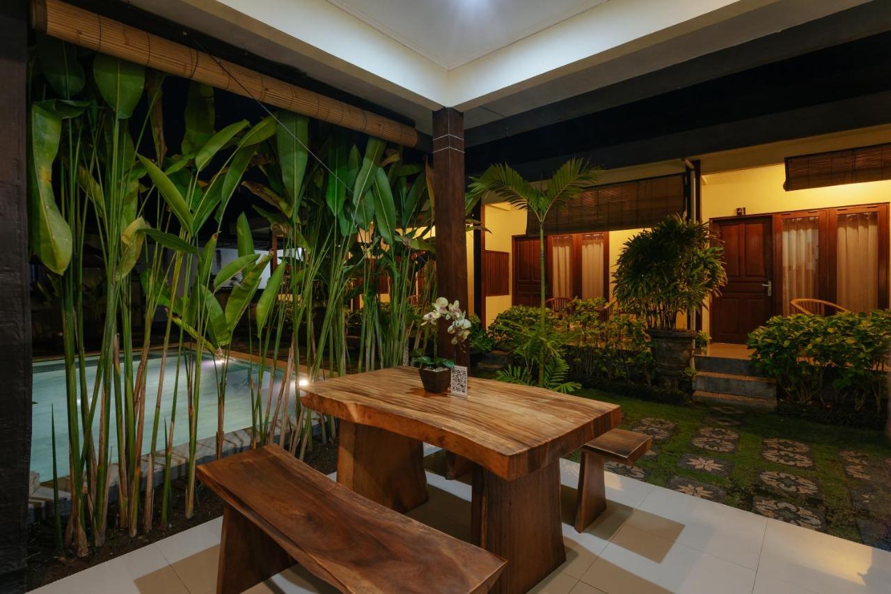 Bubu Canggu Guesthouse Buitenkant foto