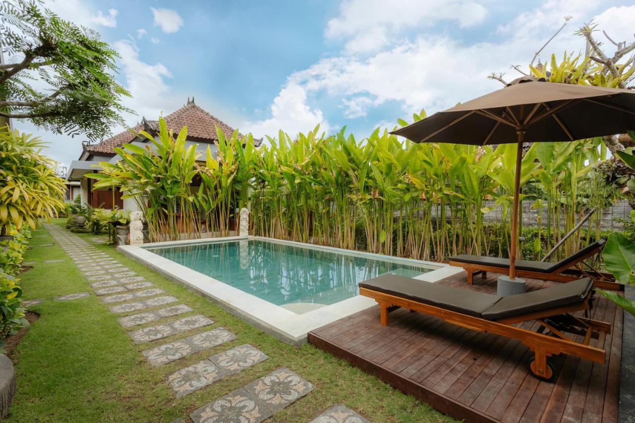 Bubu Canggu Guesthouse Buitenkant foto