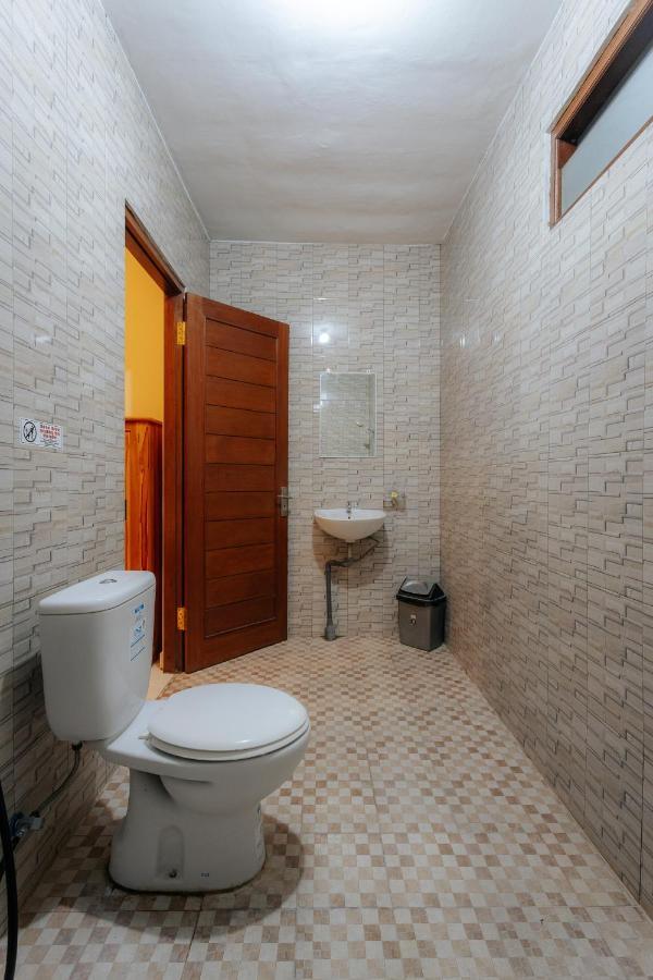 Bubu Canggu Guesthouse Buitenkant foto