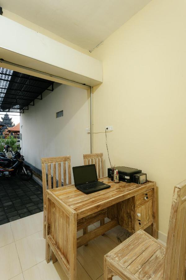 Bubu Canggu Guesthouse Buitenkant foto
