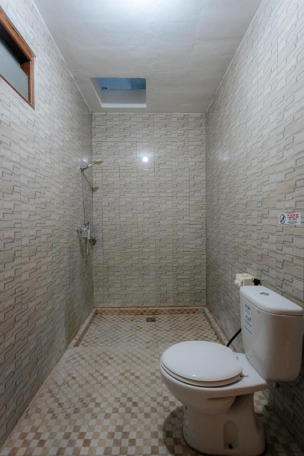 Bubu Canggu Guesthouse Buitenkant foto